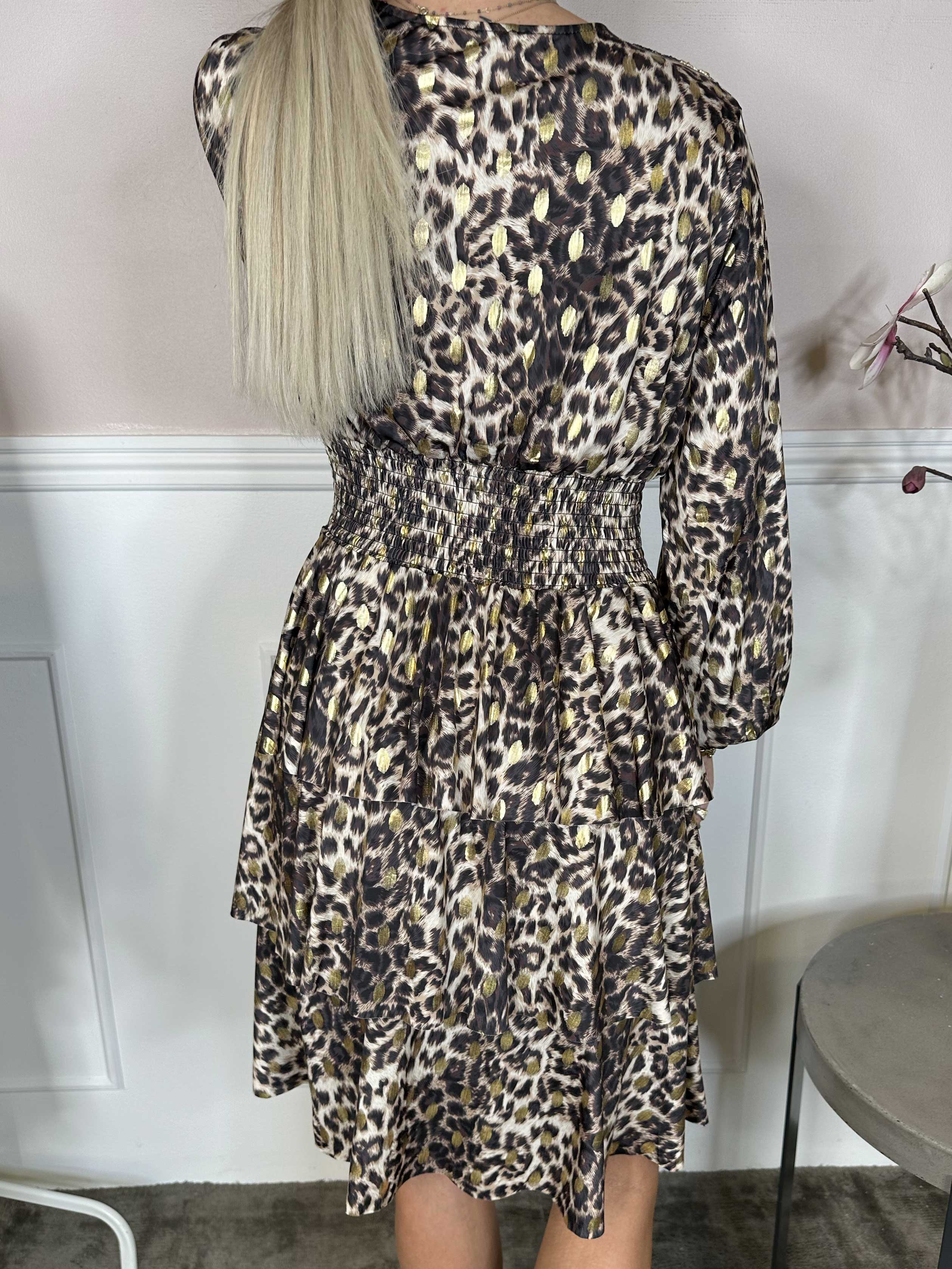 Pams Leo Frills - Sød elastisk kjole med flæser